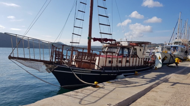 The Queen Bee in Argostoli Harbour